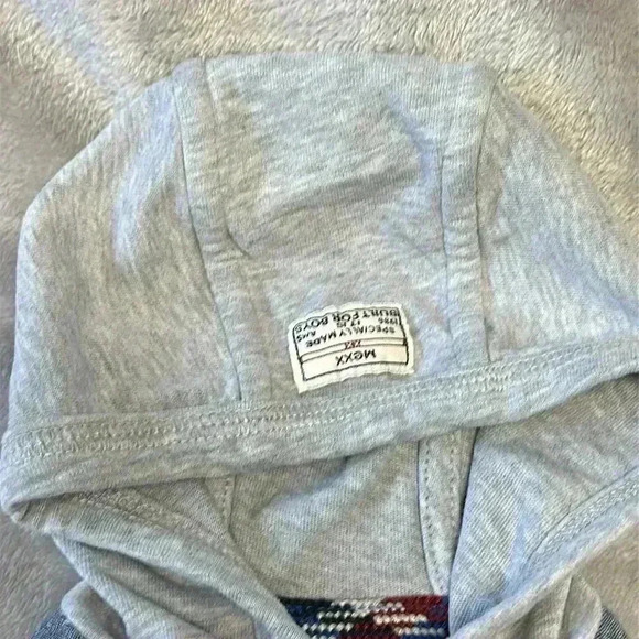 Mexx - long sleeve pullover hooded t-shirt. Size 12-18 months - Picture 4 of 6